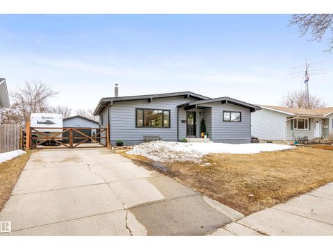 8941 97 AV Fort Saskatchewan AB T8L1E9