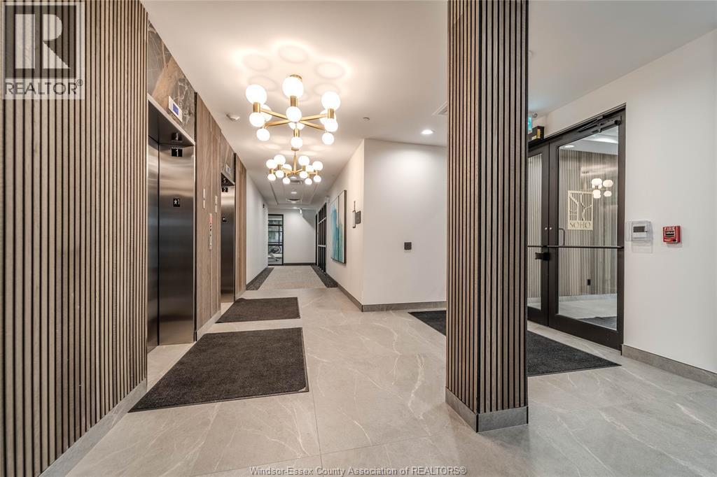 3817 Howard Unit# 102