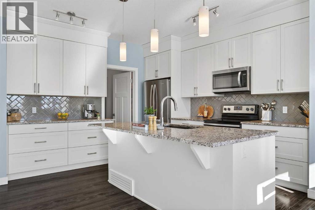 83 Fireside Crescent N