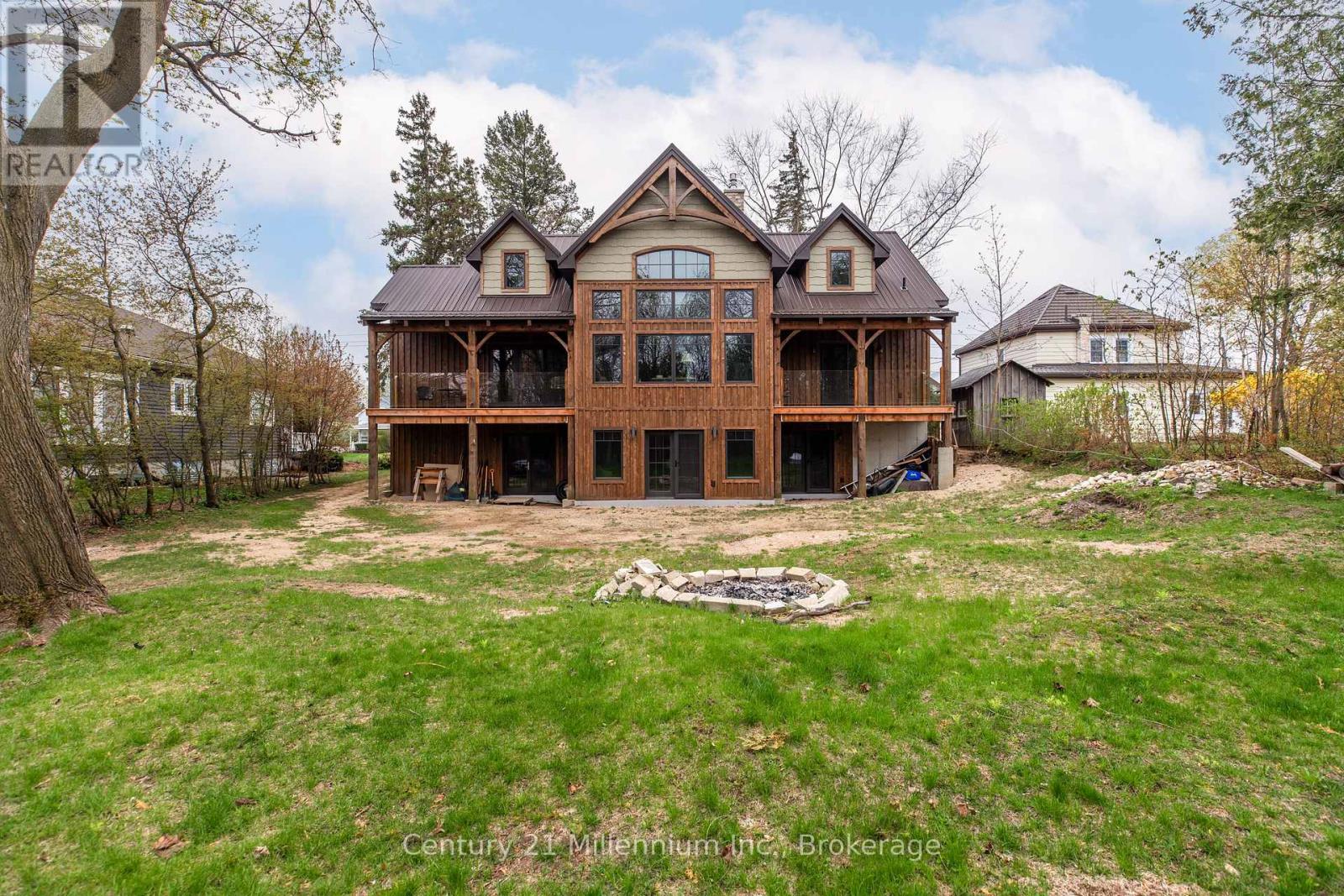 166 CLARENDON STREET