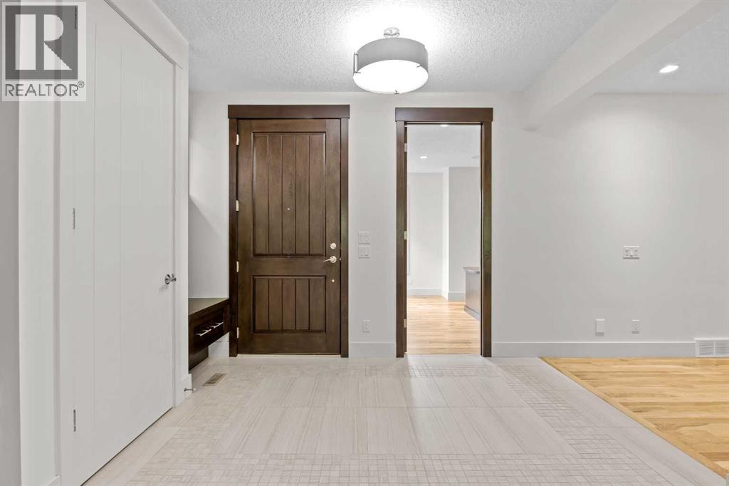89 Evergreen Mount SW