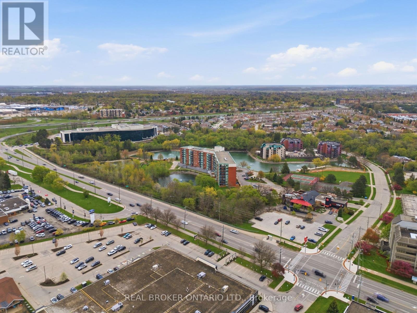 215 - 30 BLUE SPRINGS DRIVE
