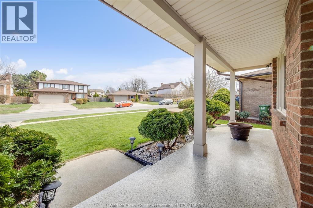 501 GREEN VALLEY DRIVE