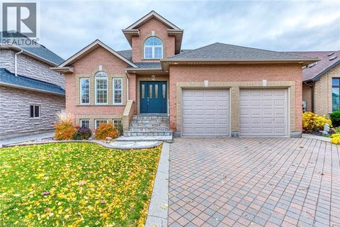 42 CREANONA Boulevard Stoney Creek ON L8E5T2