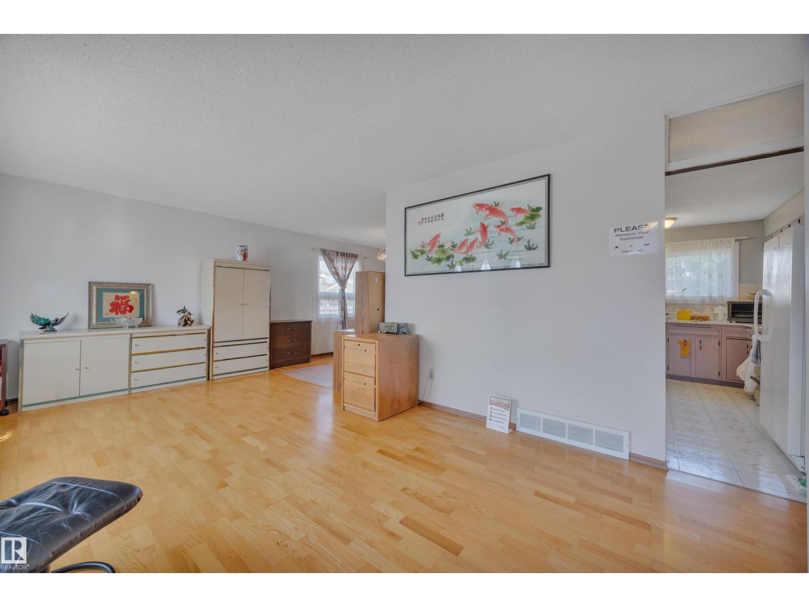 12220 156 AV NW