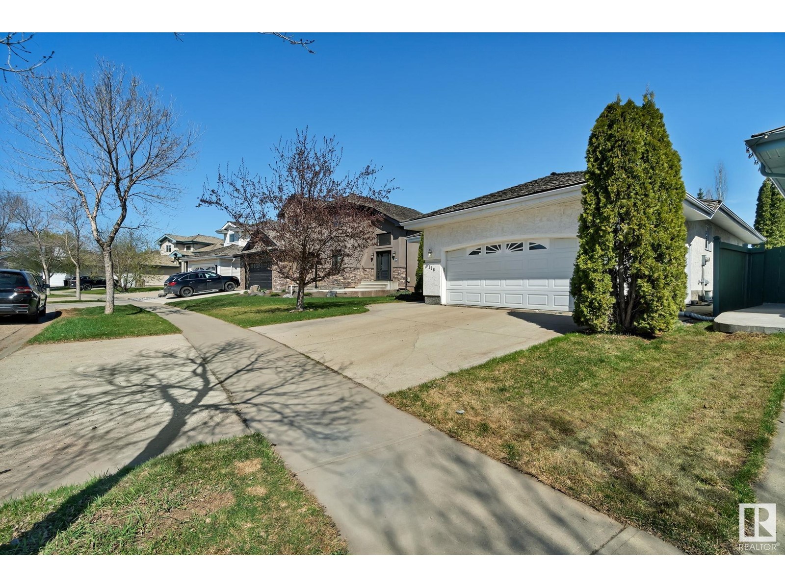 158 BLACKBURN DR W SW