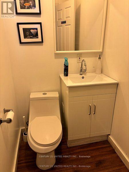 170 HUNTER STREET W