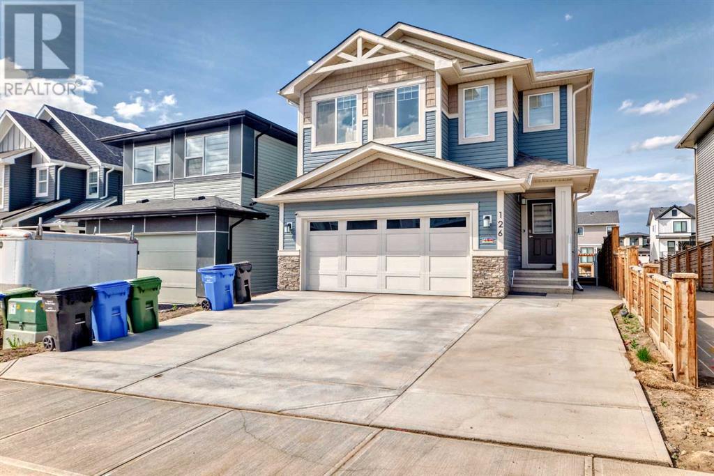 126 Lucas Close NW