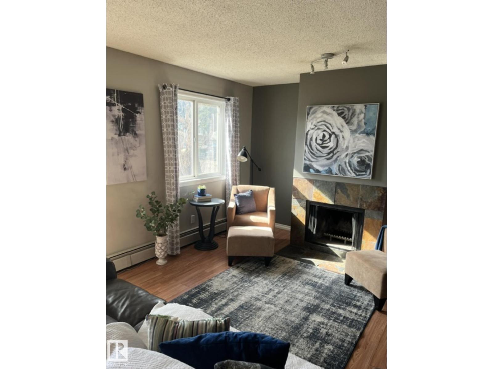 #106 10838 108 ST NW