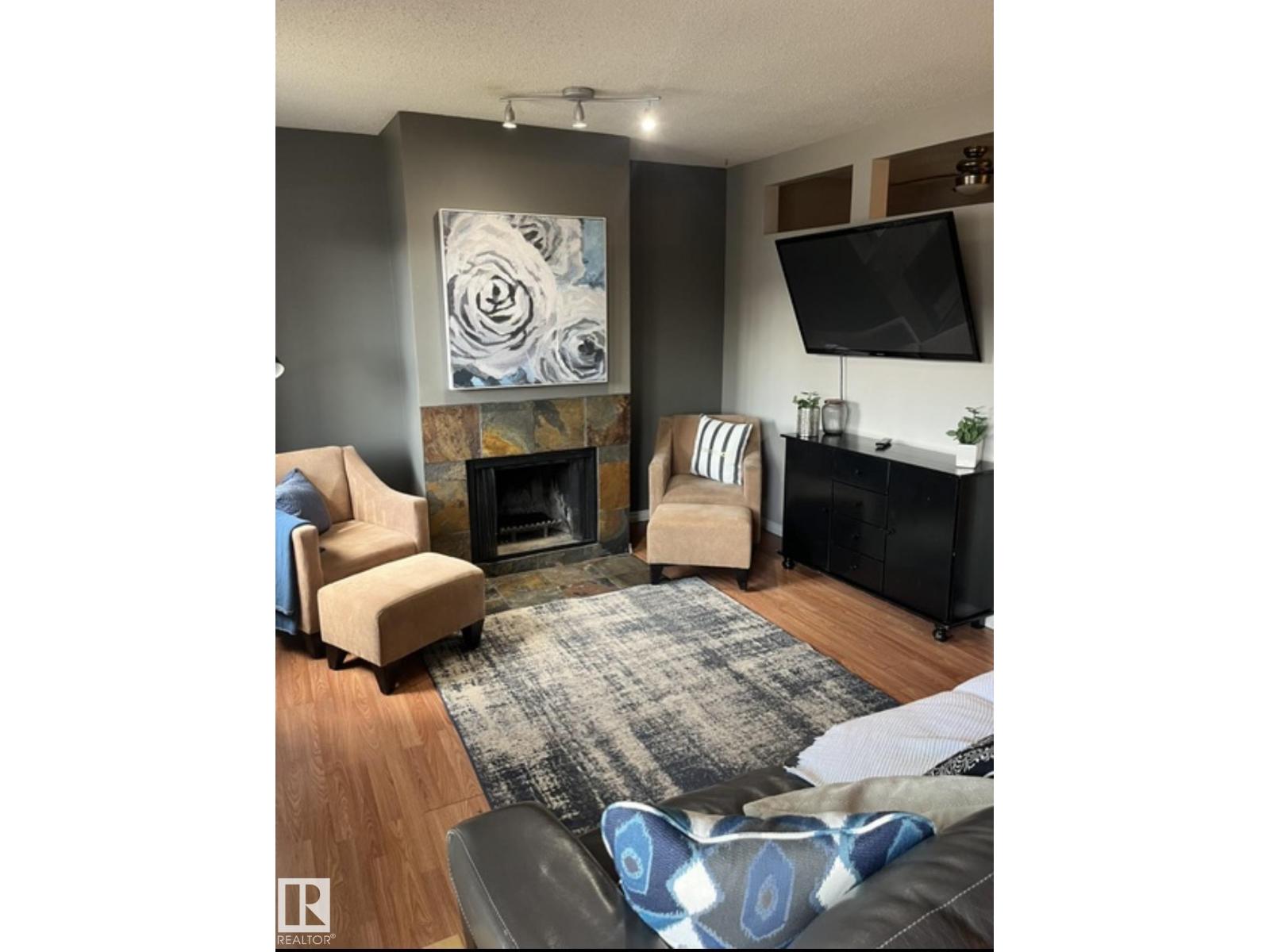 #106 10838 108 ST NW