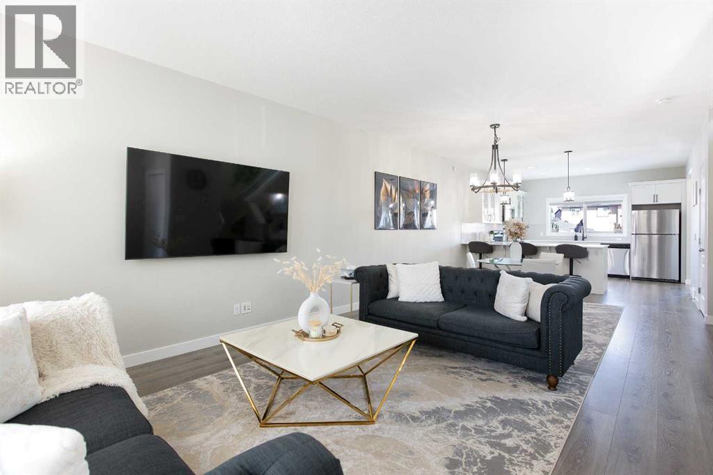 382 Hillcrest Road SW