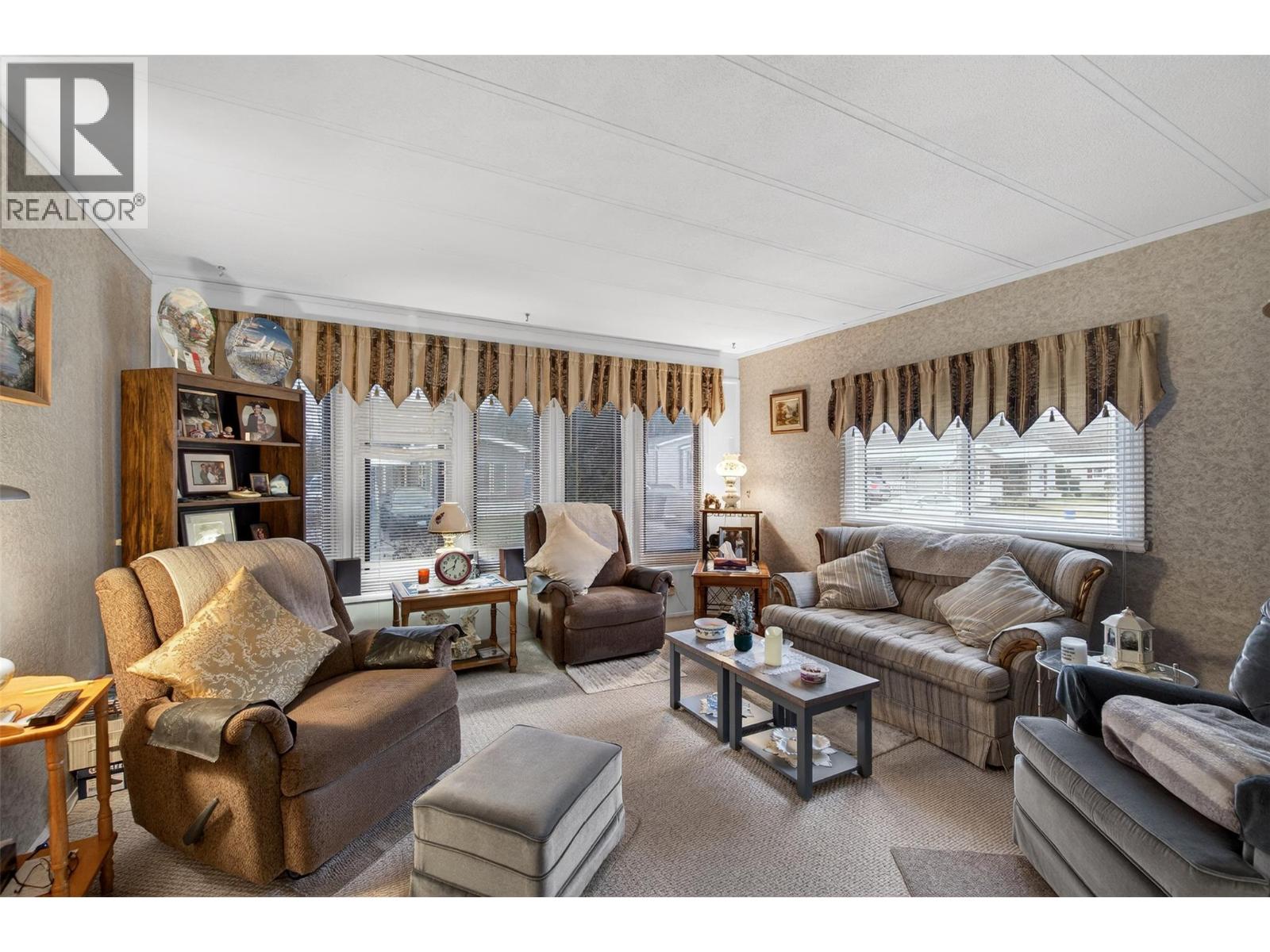 136 Meadow Crescent Unit# 39