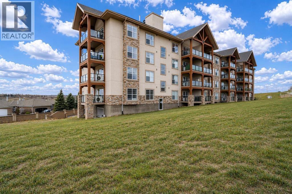 327, 201 River Ridge Drive NW