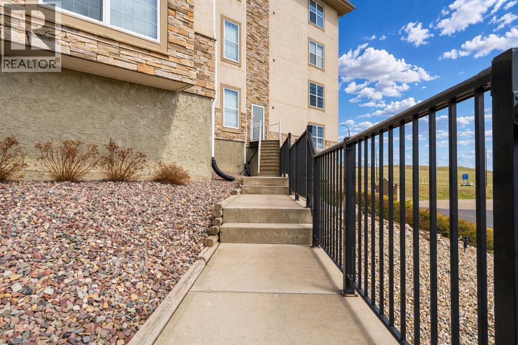 327, 201 River Ridge Drive NW