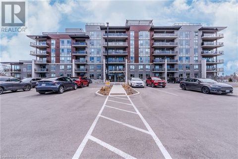 34 NORMAN Street Unit# 110 Brantford ON N3R2Y1