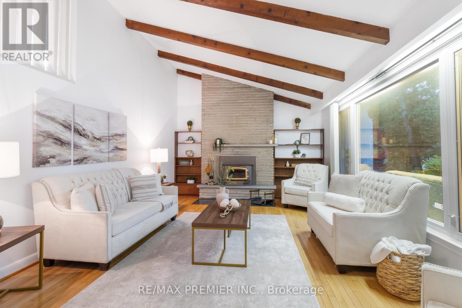 203 MARTIN GROVE ROAD