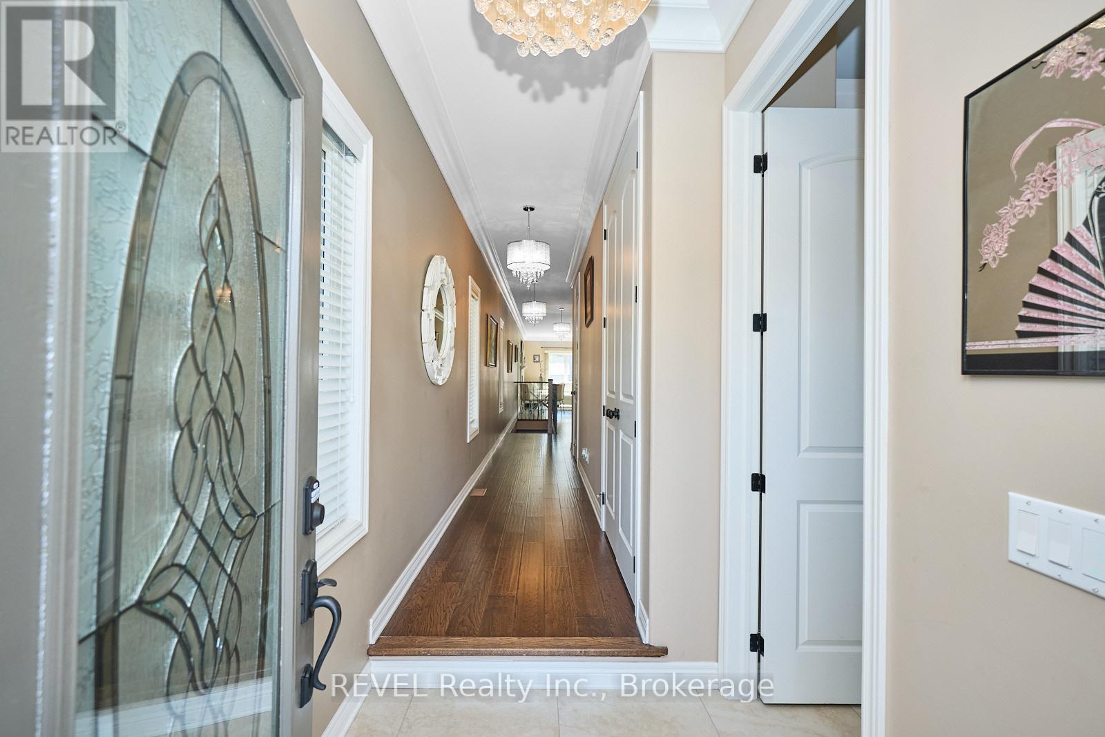 8446 JENNIFER CRESCENT