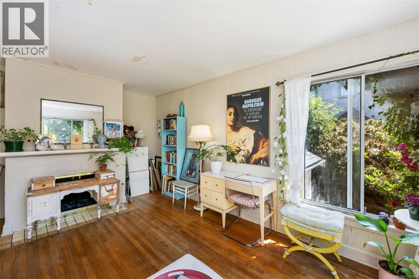 367 Foul Bay Rd