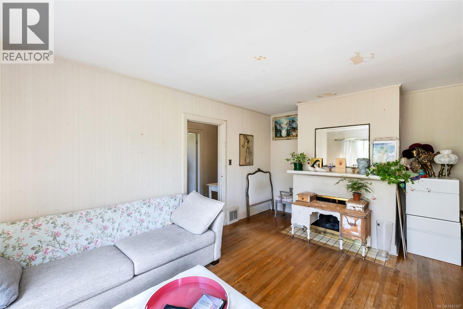 367 Foul Bay Rd