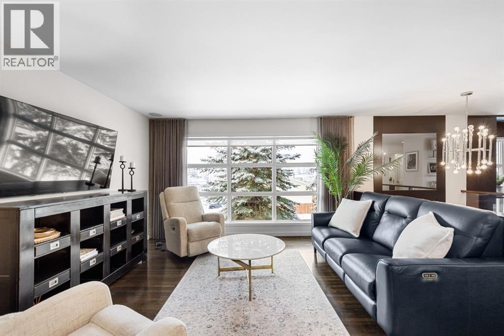 5804 Dalkeith Hill NW