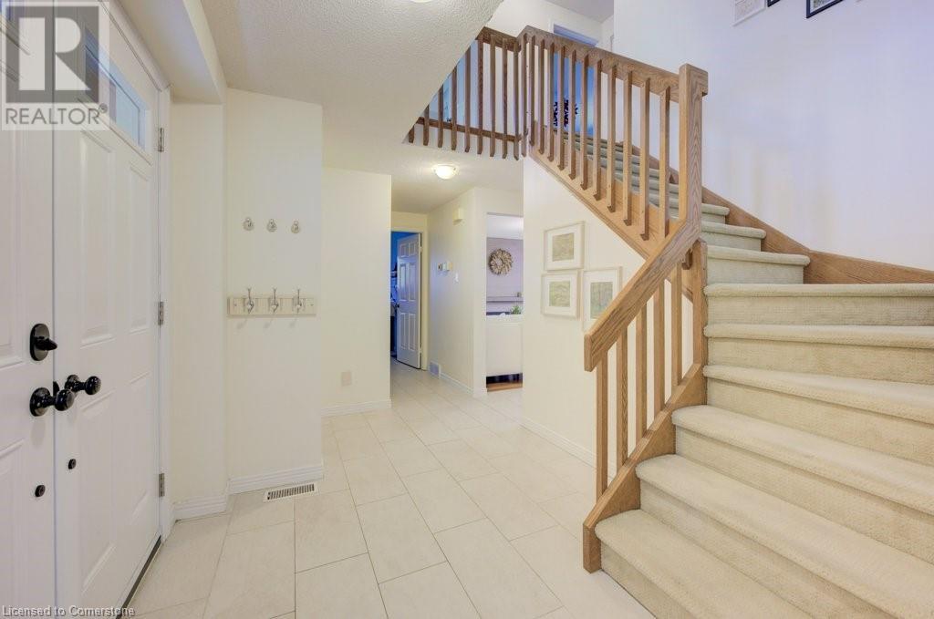 33 MANITOULIN Crescent