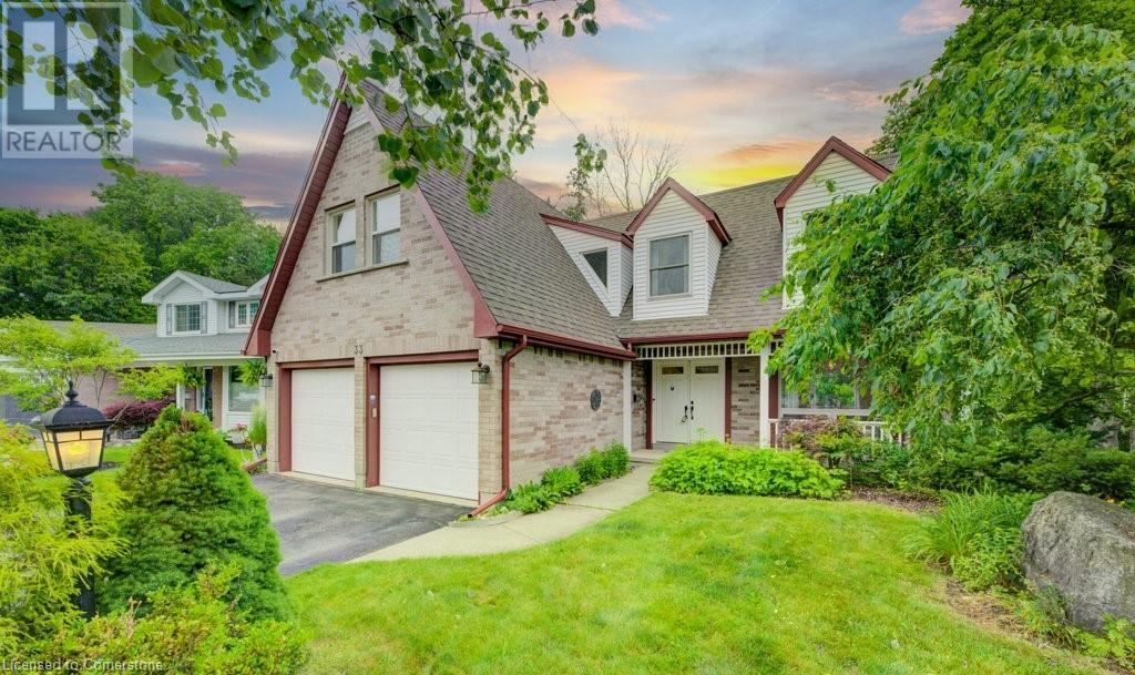 33 MANITOULIN Crescent