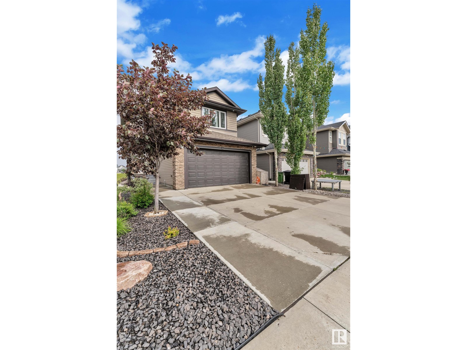 2217 56 ST SW
