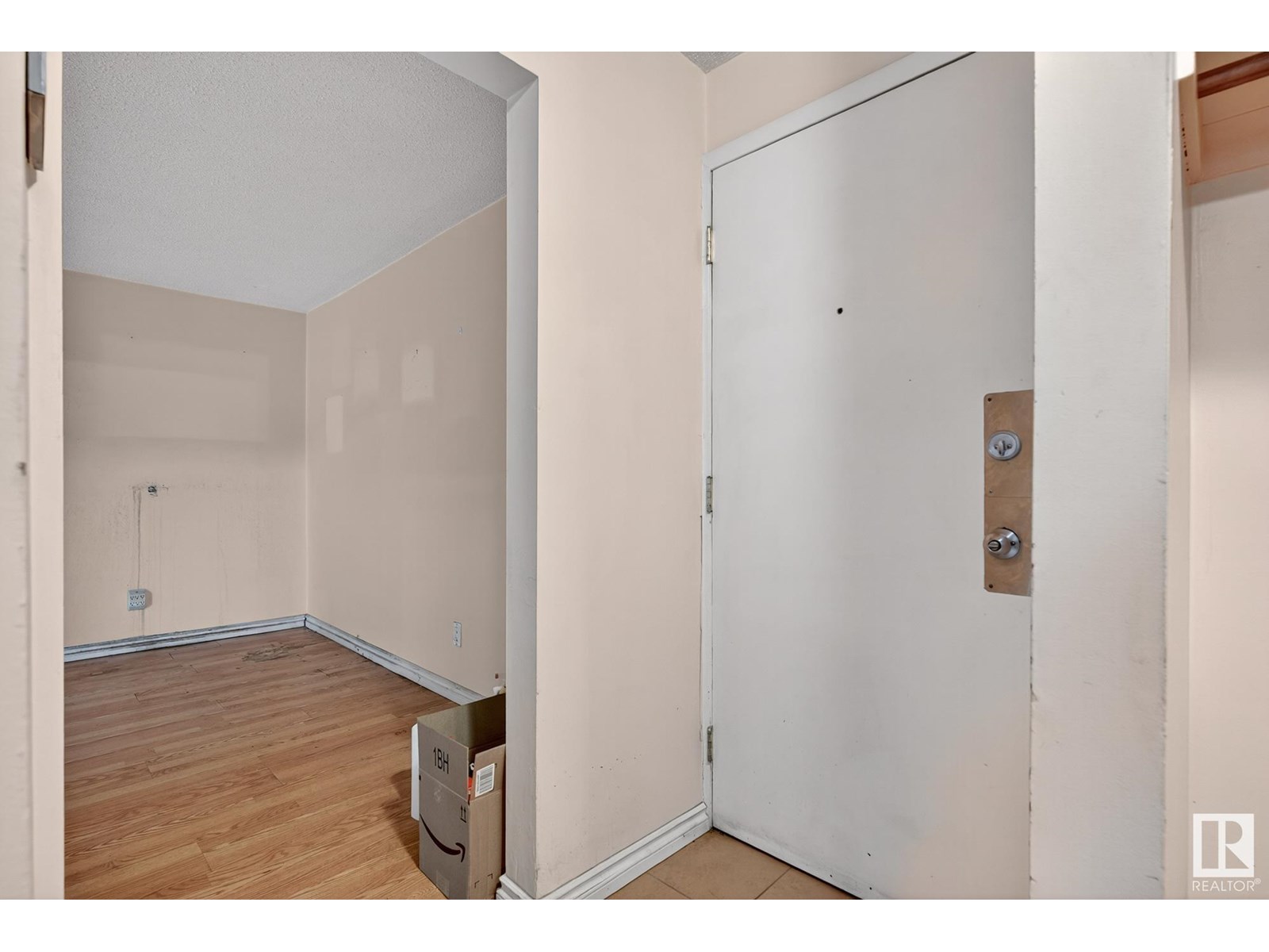 #107 7204 81 AV NW