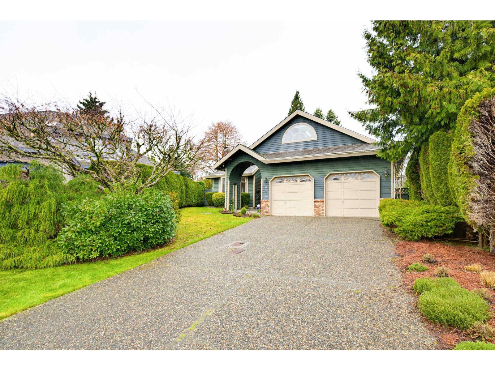 10574 WOODGLEN CLOSE