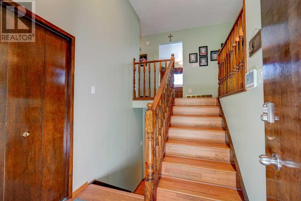 128 Dalhurst Way NW