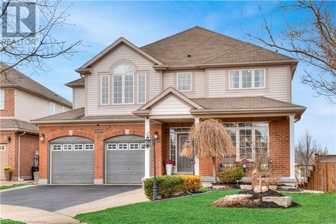 928 MANORBROOK Court Kitchener ON N2P2Y2