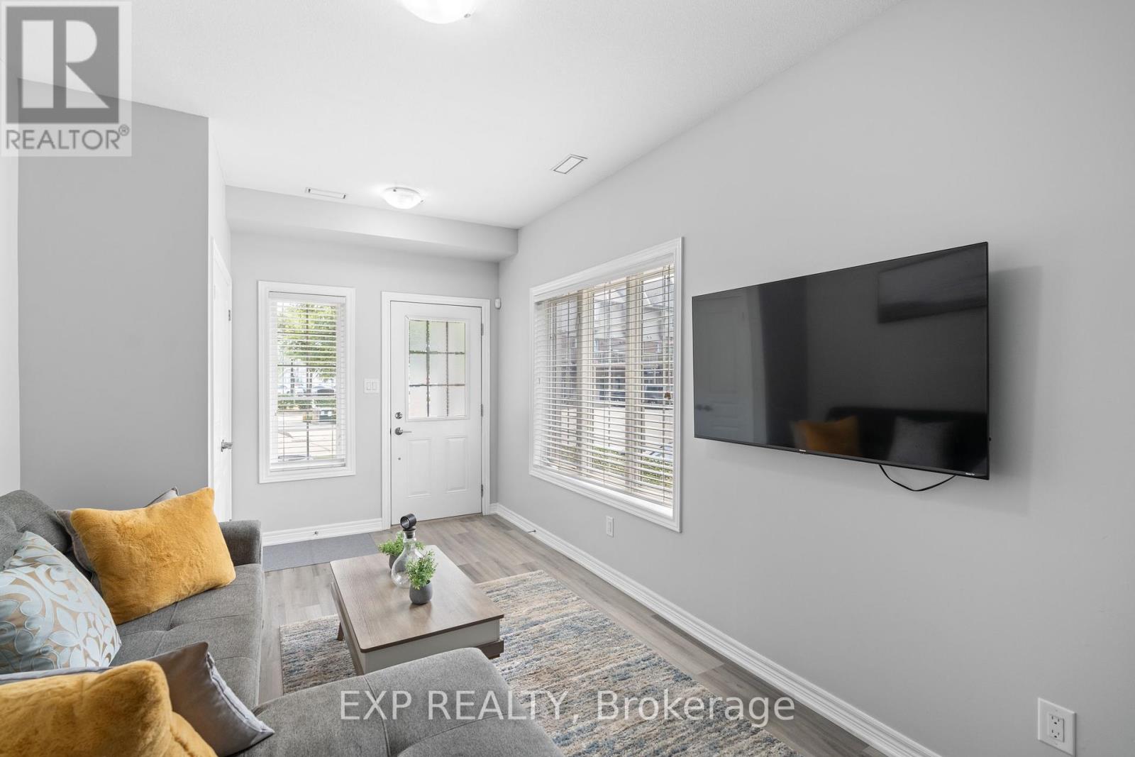 92 - 1401 PLAINS ROAD E