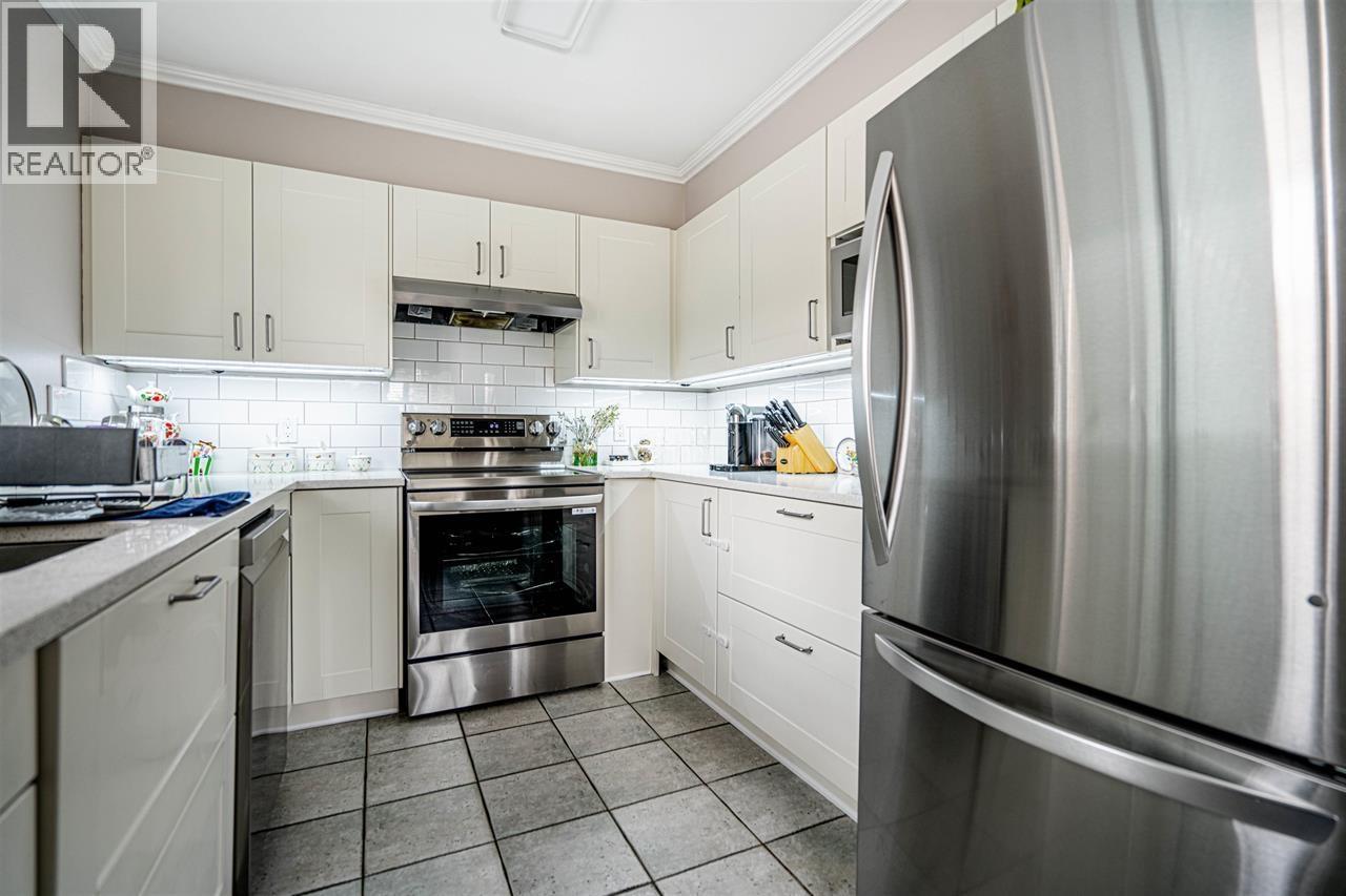 P02 223 MOUNTAIN HIGHWAY