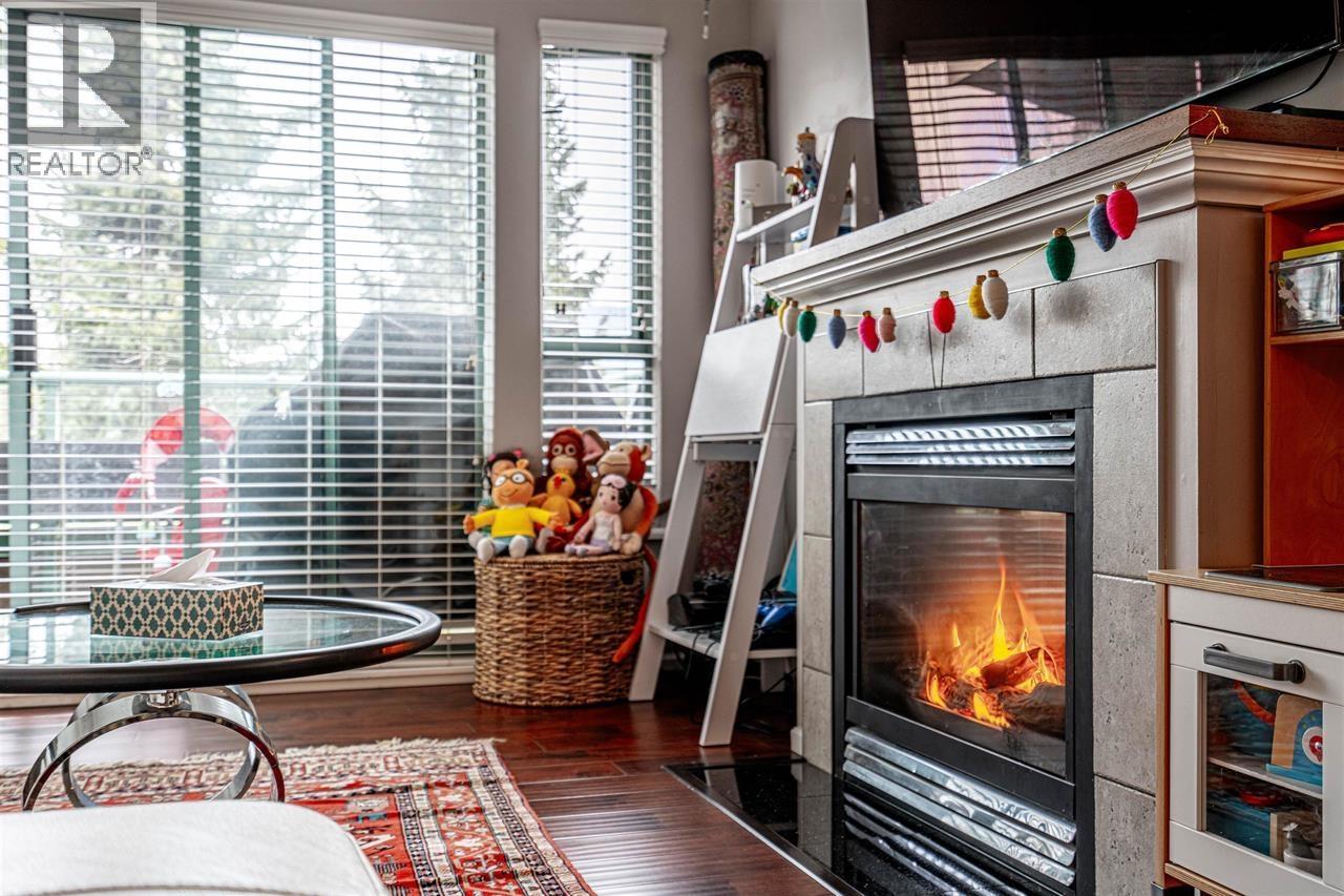 P02 223 MOUNTAIN HIGHWAY