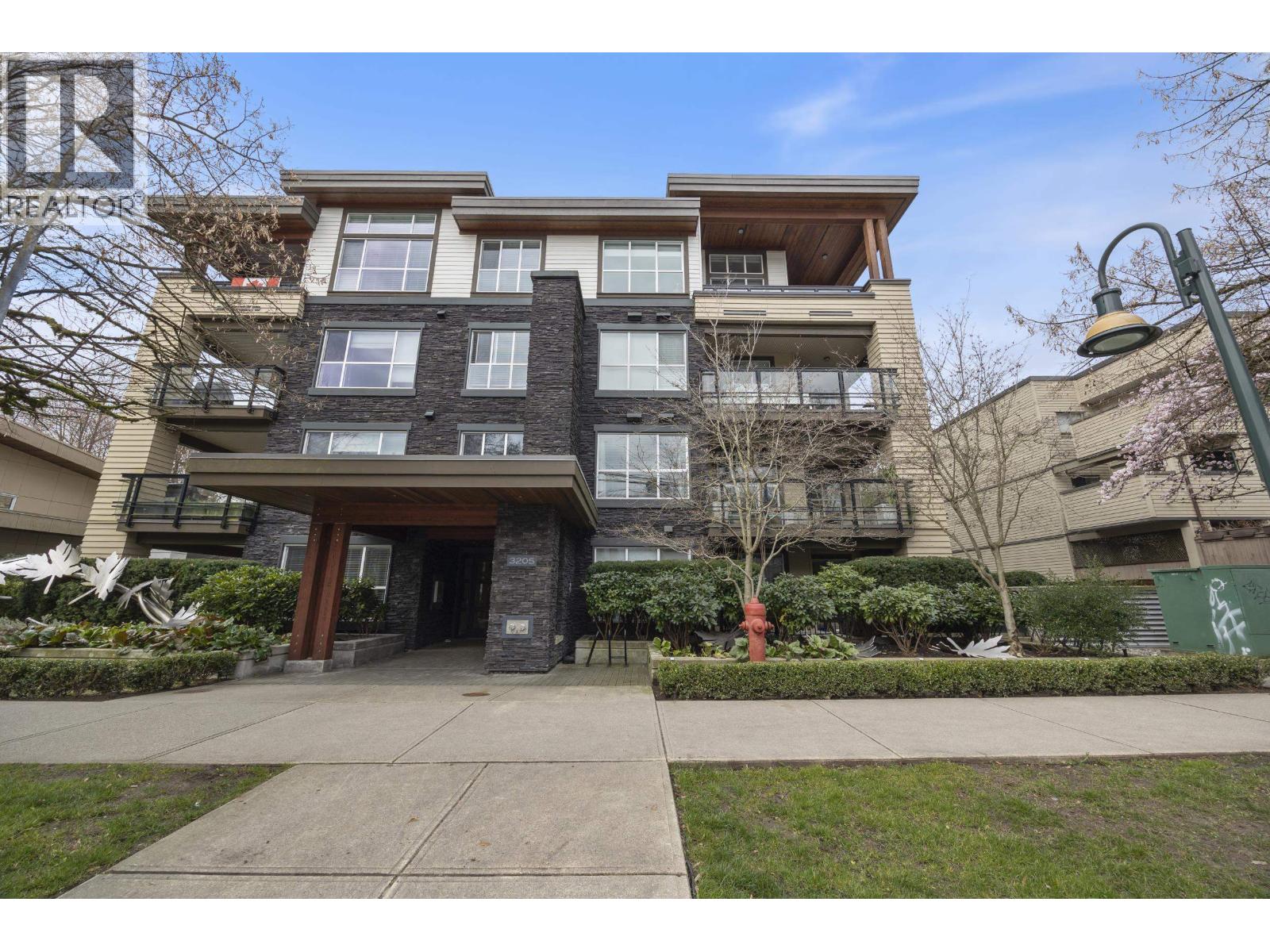 316 3205 MOUNTAIN HIGHWAY