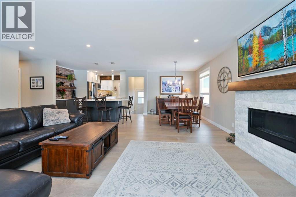 6427 Lombardy Crescent SW