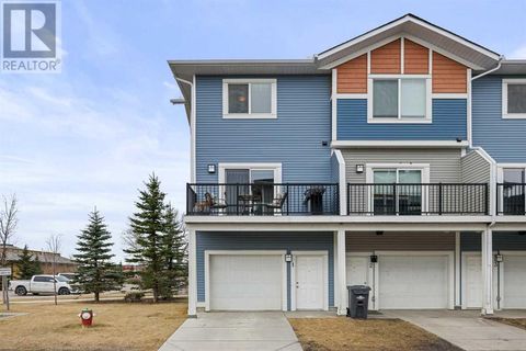 1 Stonehouse Crescent NW High River AB T1V0G3