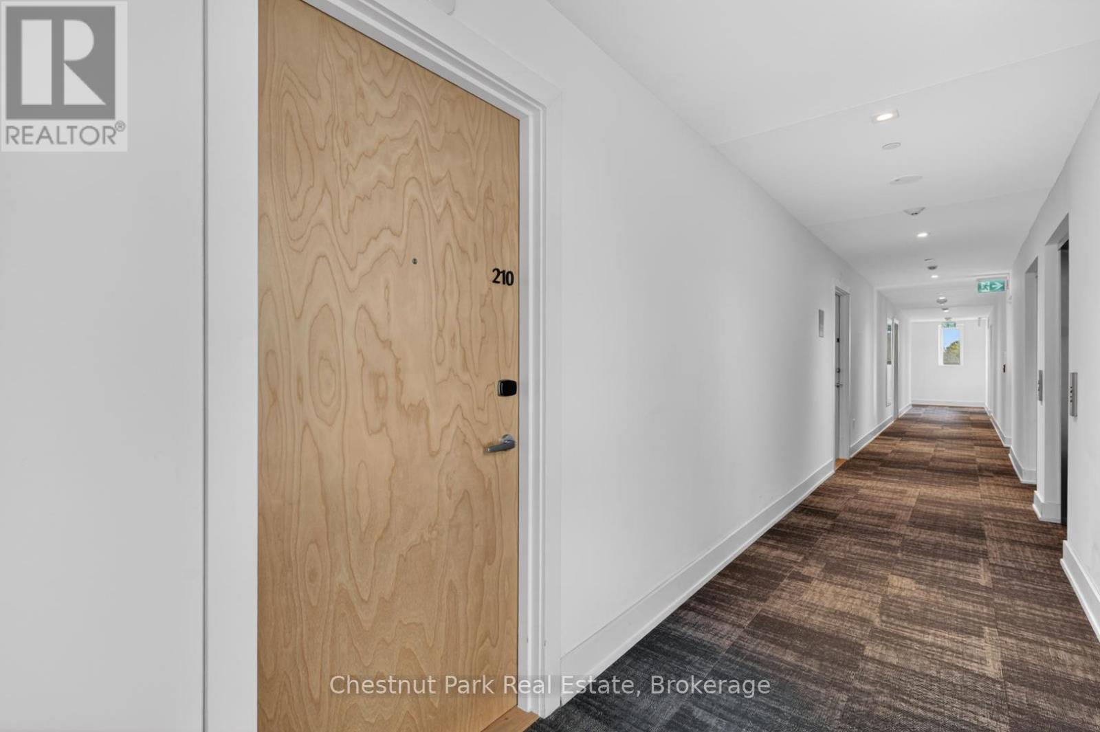 210 - 120 CARRICK TRAIL