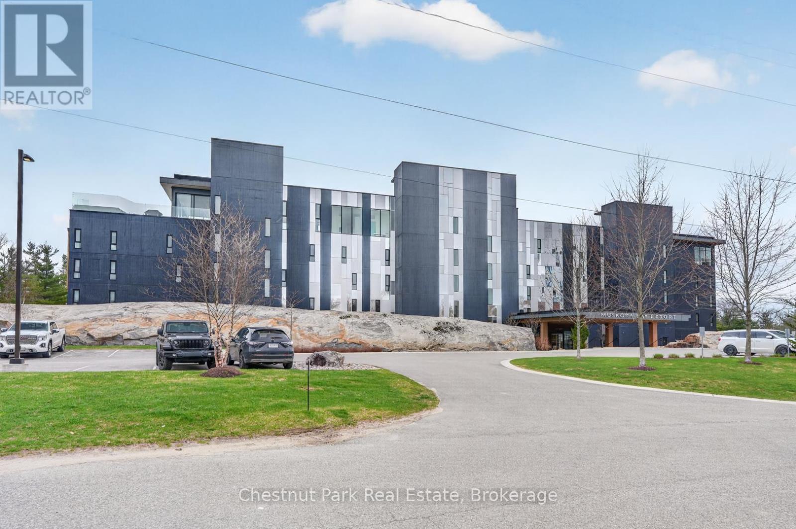 210 - 120 CARRICK TRAIL