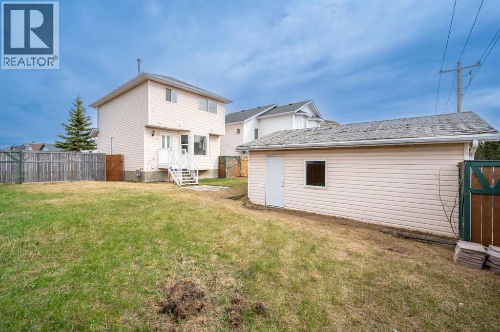 88 Applemont Close SE