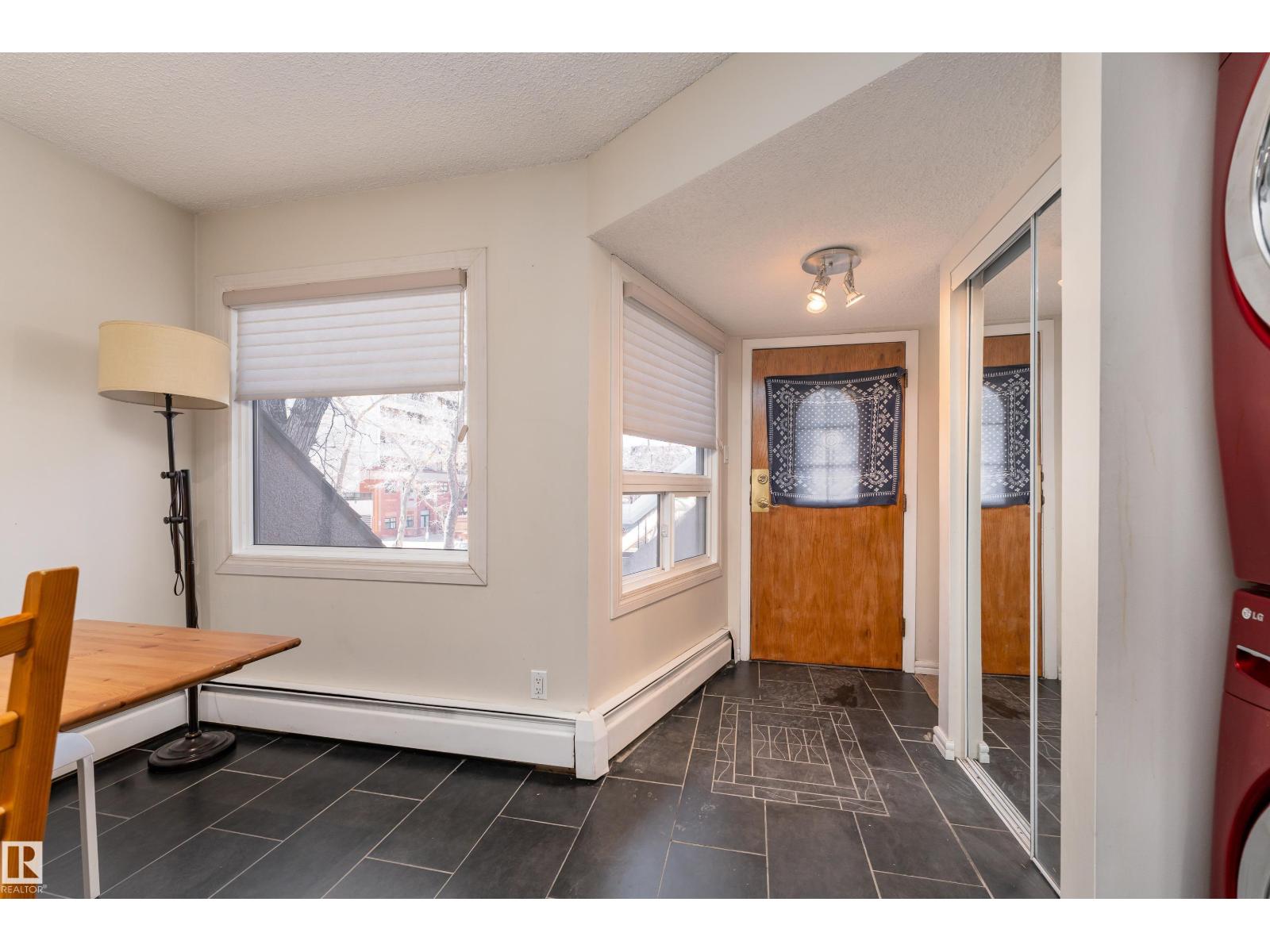 11120 83 AV NW
