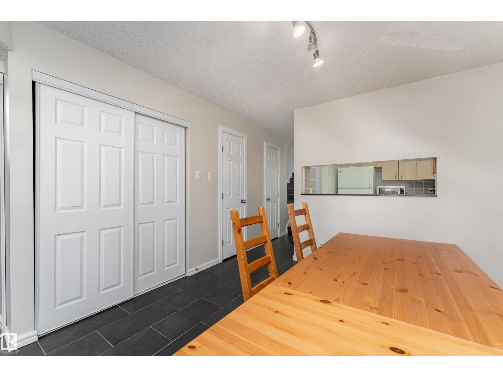 11120 83 AV NW