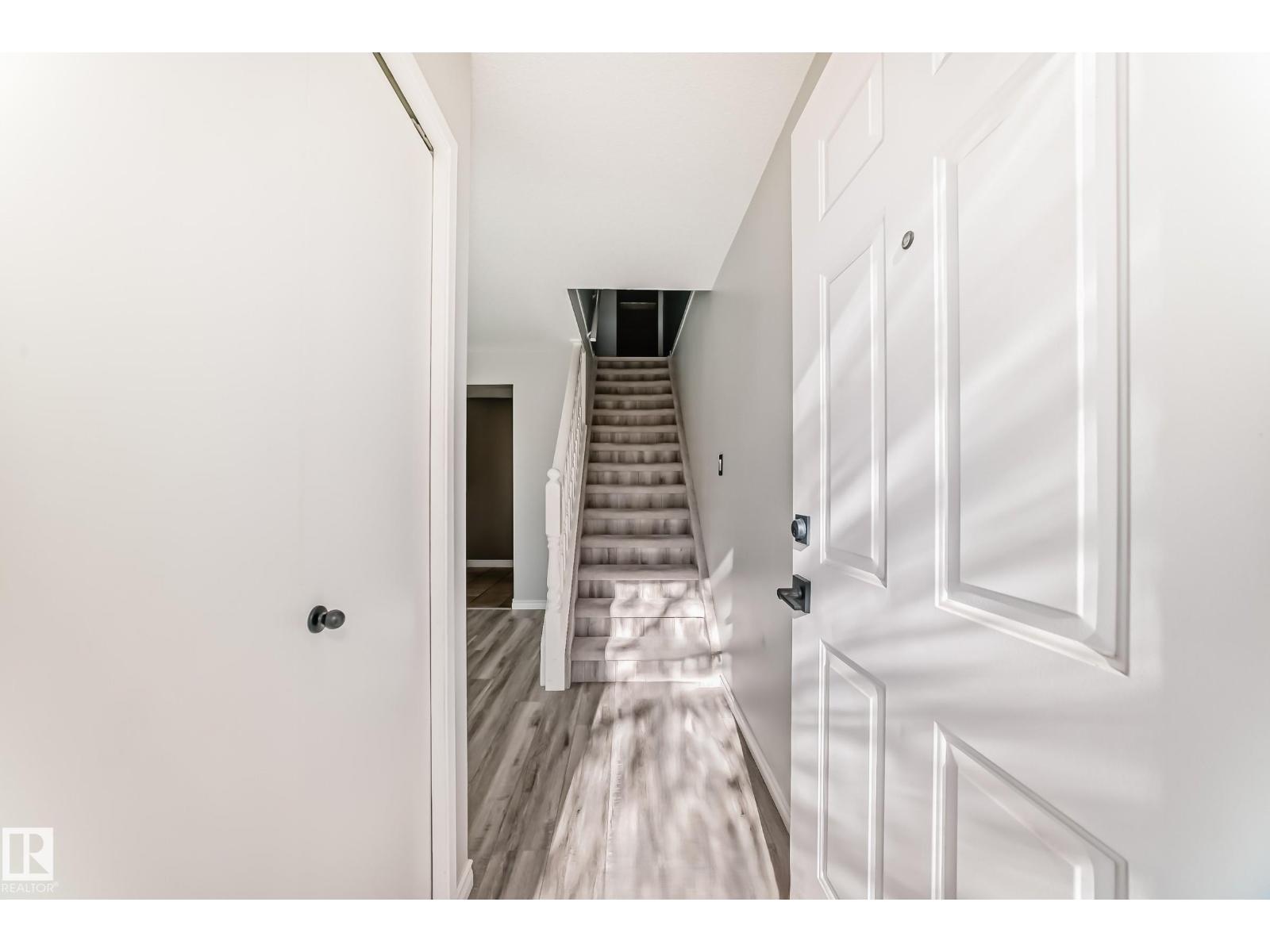 10226 152 ST NW