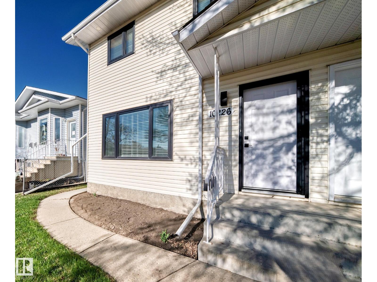 10226 152 ST NW