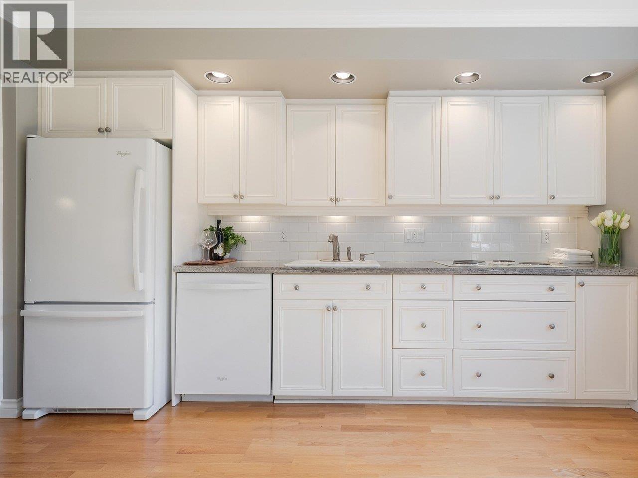 68 11771 KINGFISHER DRIVE