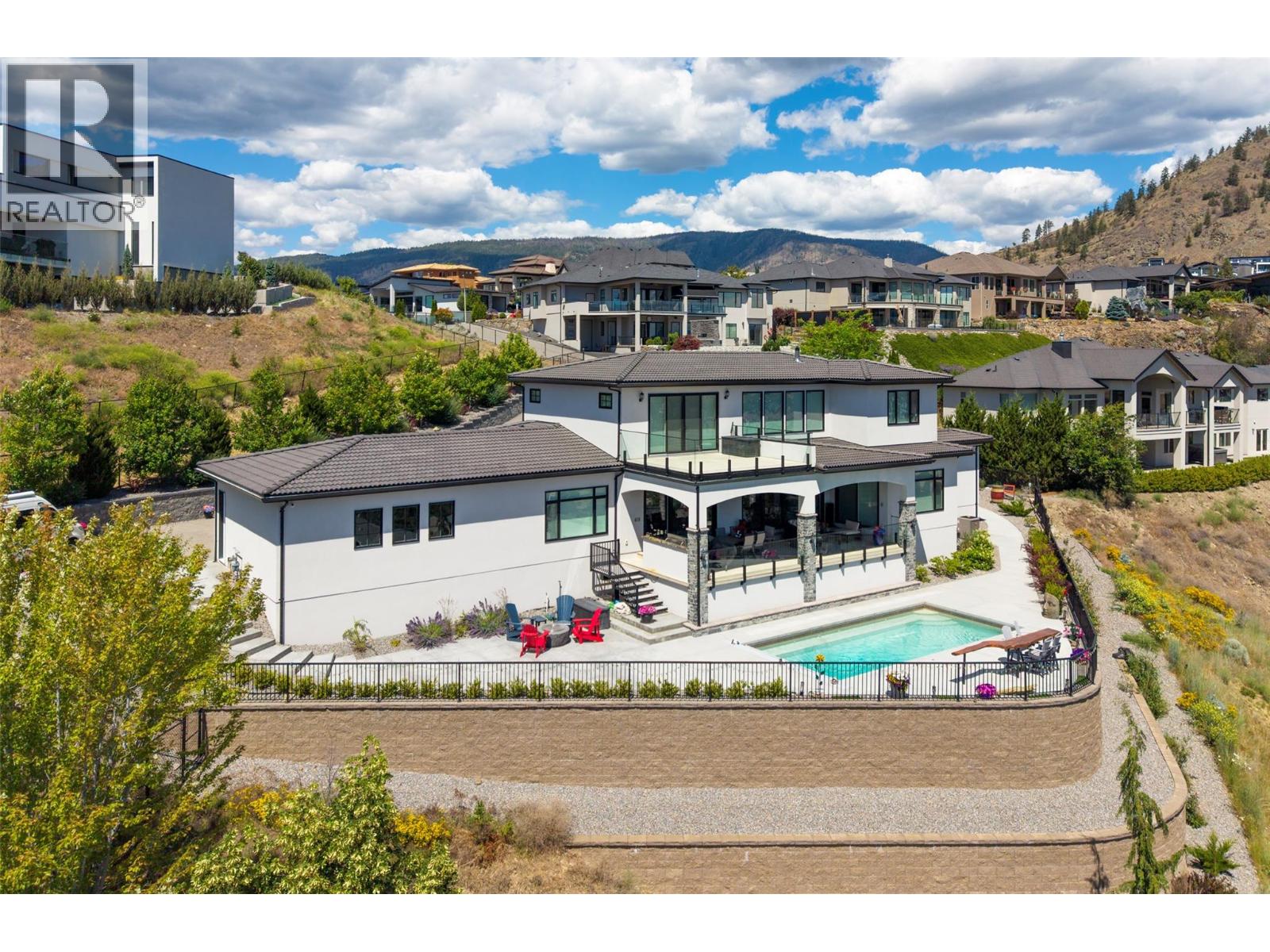 3279 Vineyard View Drive