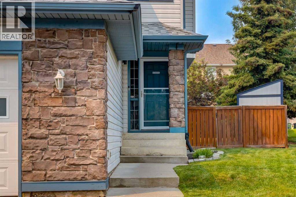 156 Tuscany Meadows Close NW