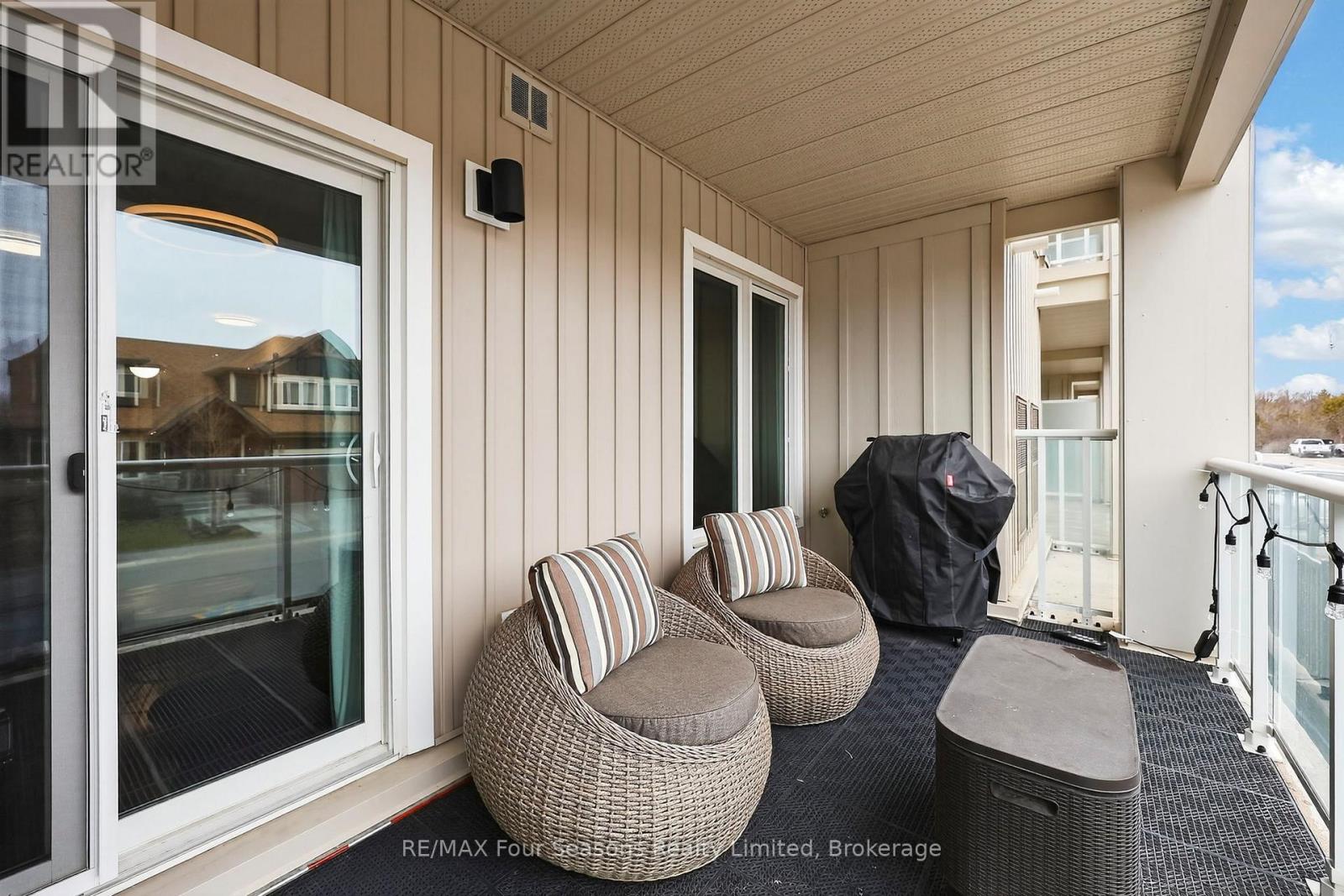 108 - 17 SPOONER CRESCENT