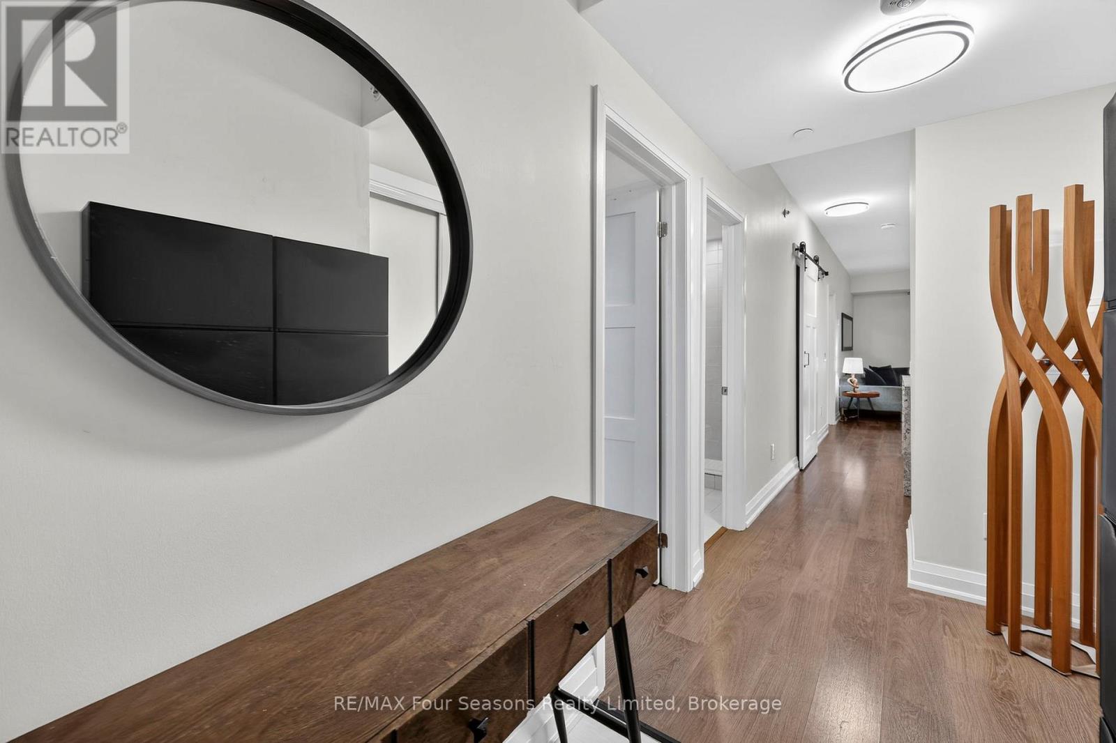 108 - 17 SPOONER CRESCENT