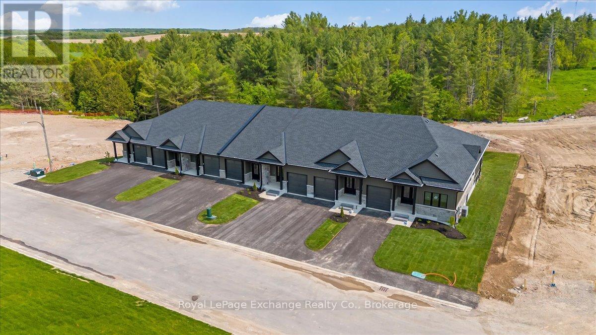 UNIT 1 - 321 ARNAUD STREET